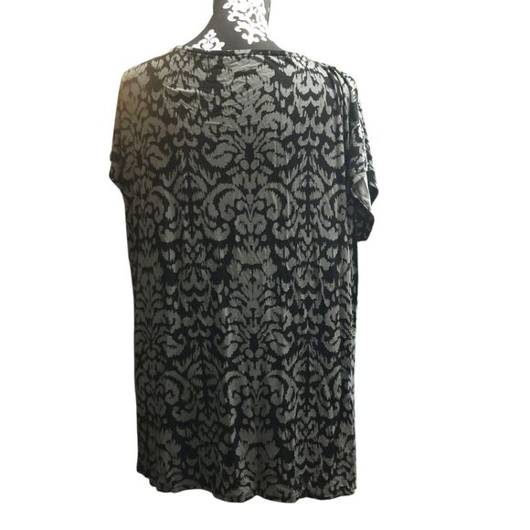 Merona Gray & Black Damask Print Blouse Size 2 (2x) Rayon Stretch Knit Top - Picture 6 of 8